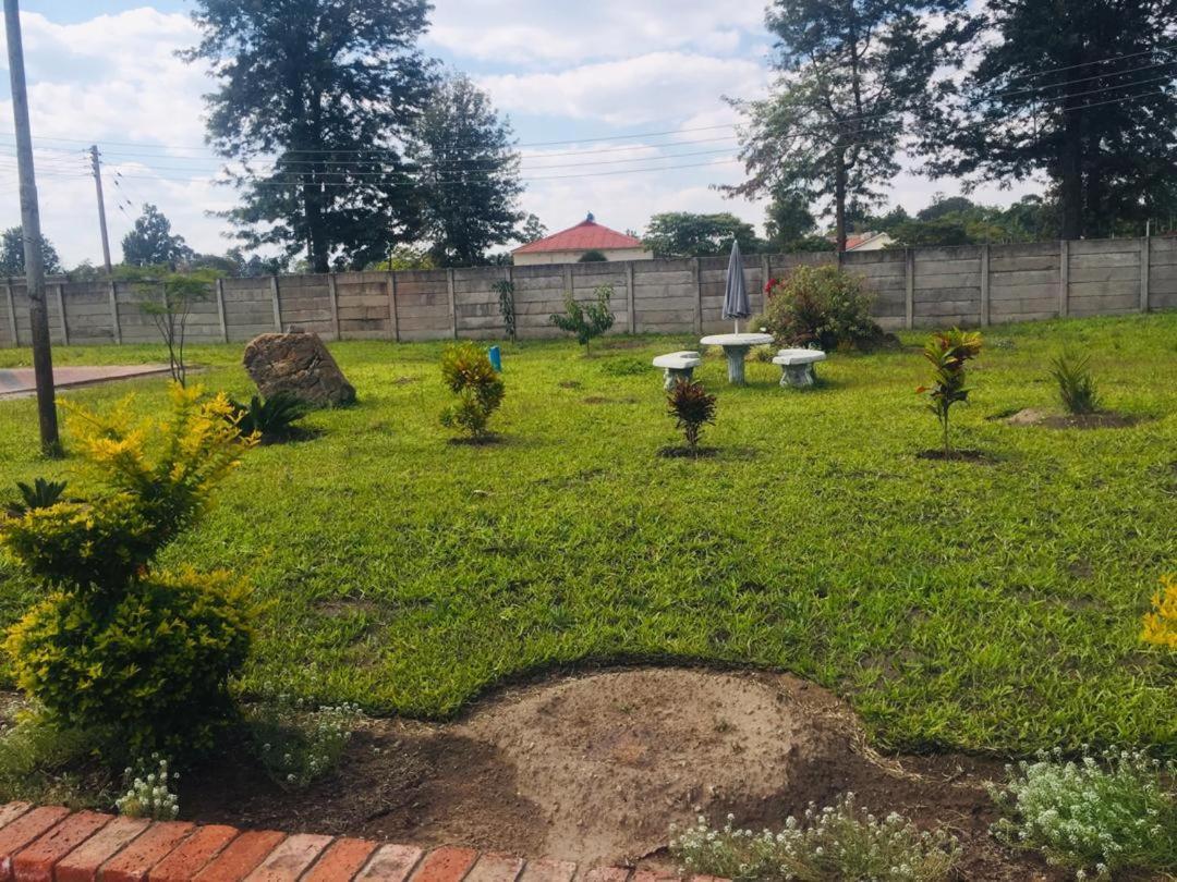Lynm Residence Harare Exteriör bild
