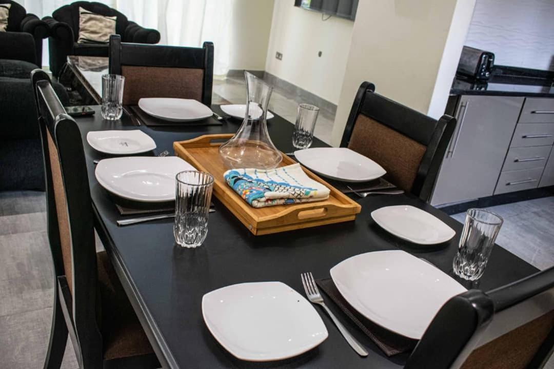 Lynm Residence Harare Exteriör bild