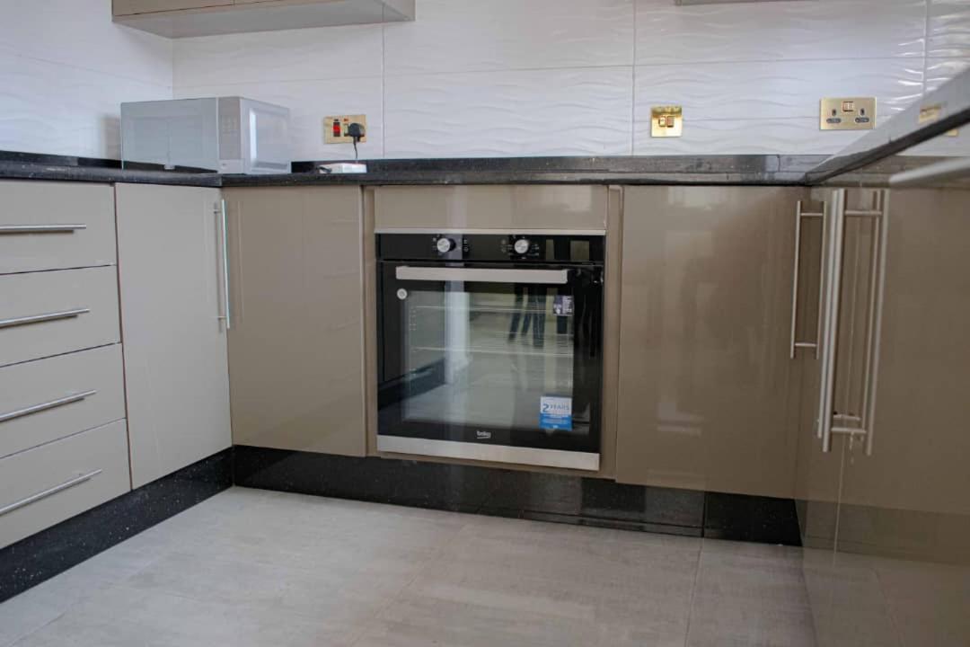 Lynm Residence Harare Exteriör bild