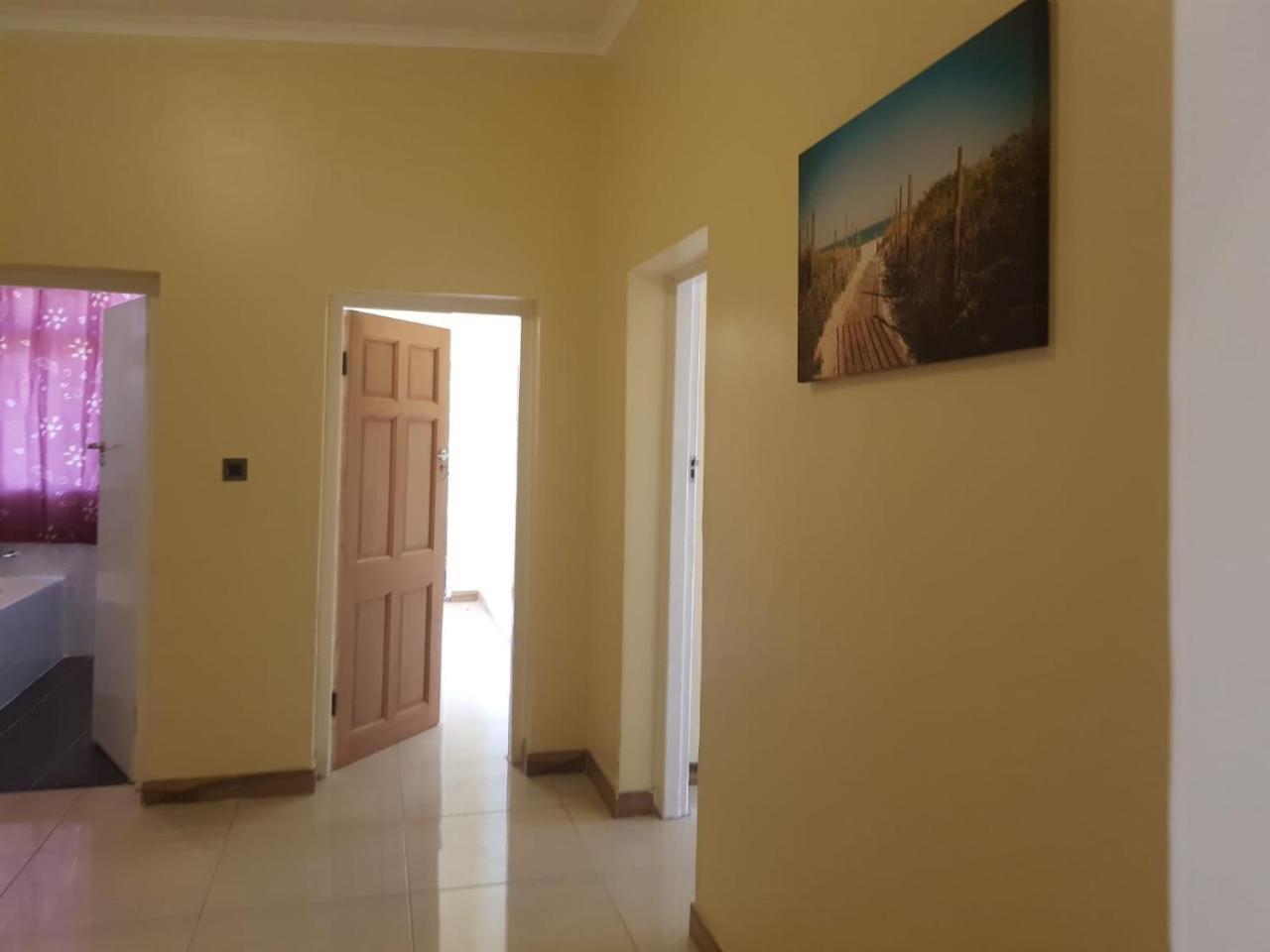 Lynm Residence Harare Exteriör bild