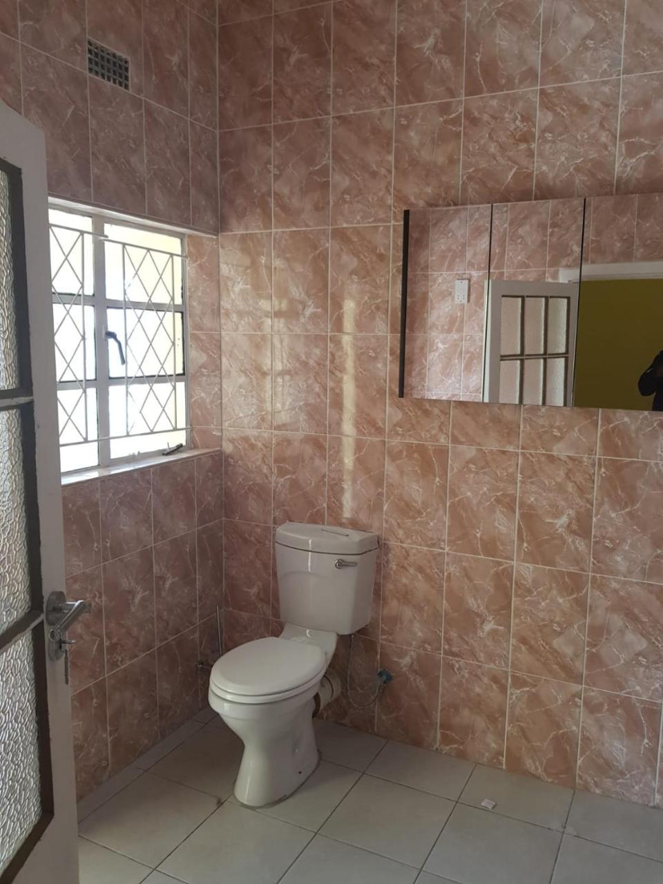 Lynm Residence Harare Exteriör bild